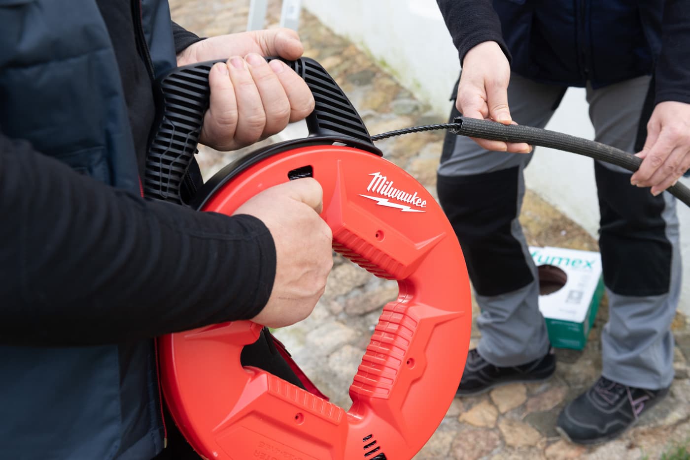 Electropar: trabajos de electricidad con garantías de resultado